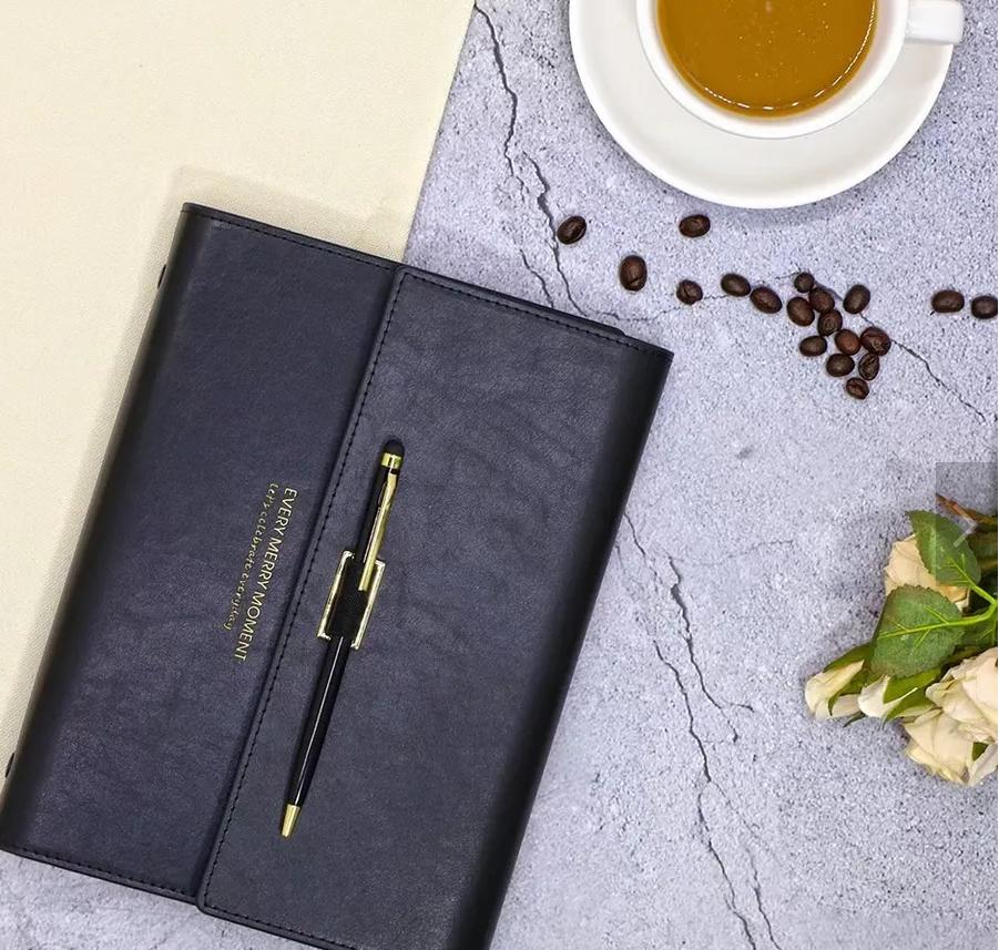 Loose Leaf Notebook w/Pen